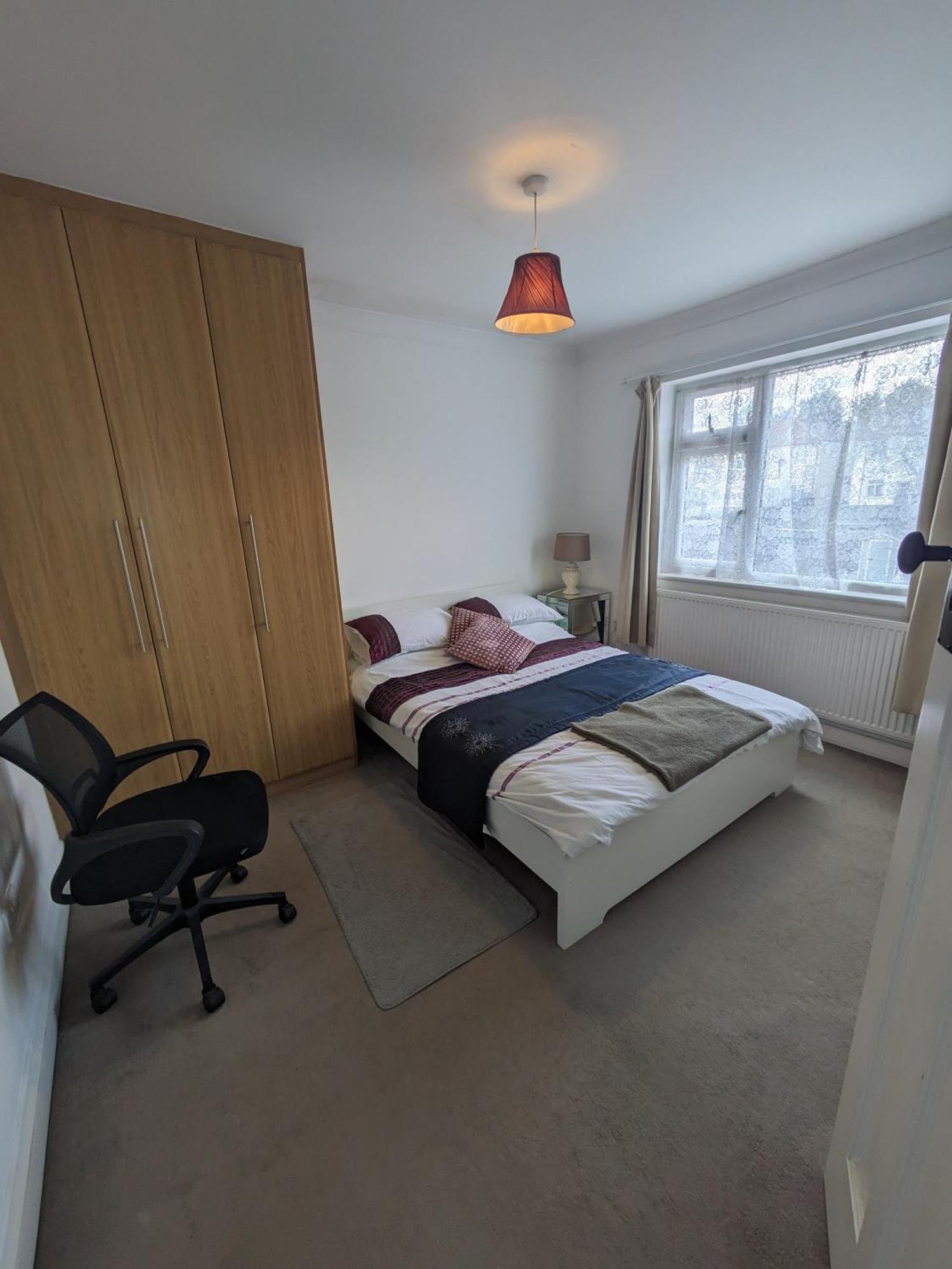 Apartment Cosy Relaxing 4 Bed With 2 Parking Space Hatch End