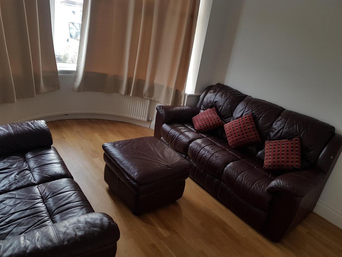 Apartment Cosy Relaxing 4 Bed With 2 Parking Space *